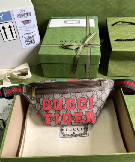 Gucci Tiger GG Belt Bag Beige And Ebony GG Supreme Canvas For Women And Men 6in/16cm 675181 US7DC 9395