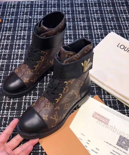 Alternative view of Louis Vuitton Wonderland Flat Ranger Monogram Canvas/Calfskin Leather Fall/Winter Collection Black/Brown