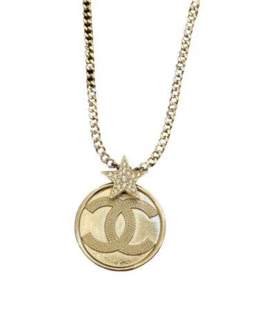 Chanel CC Circle Necklace Gold For Women