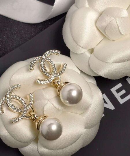Alternative view of Chanel Shaped Pearl Letter Earrings Gold For Women