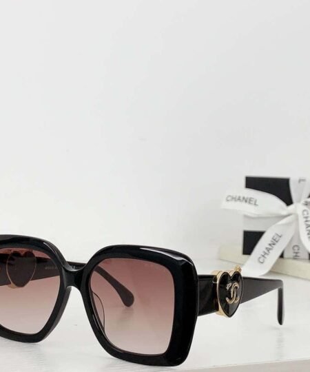 Chanel Square Heart CC Sunglasses Black For Women
