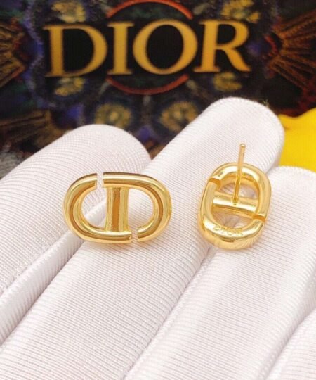 Alternative view of Dior Mini Pig Nose CD Pearl Earrings Gold For Women