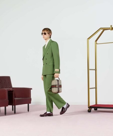 Alternative view of Gucci Savoy Toiletry Case Beige For Men 10.2 in/ 26 cm 739391 96IWT 8745