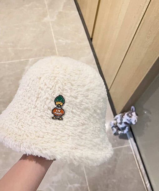 Louis Vuitton Duck Beanie LV White For Women