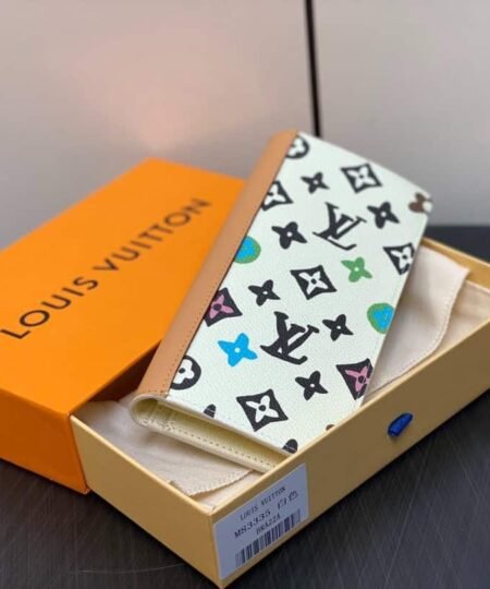 Alternative view of Louis Vuitton Brazza Wallet Cream For Women 3.9 Inches/ 10 Cm M83335