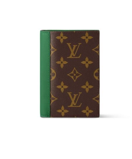 Louis Vuitton Passport Cover Wallet Green For Men 3.9in/10cm M82867