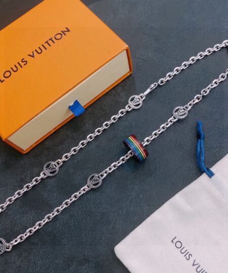 Louis Vuitton Necklace Silver For Women