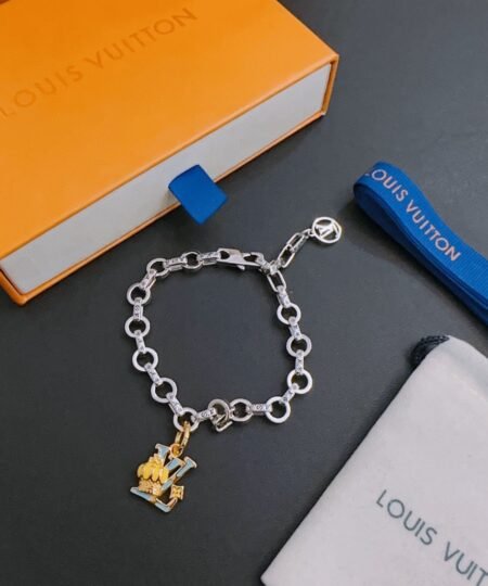 Louis Vuitton Retro Bracelet Silver For Women