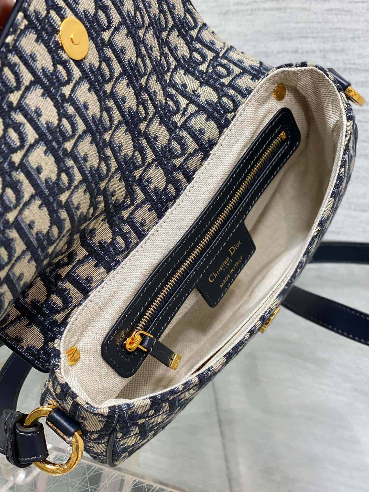 Dior Small CD Besace Bag Beige For Women 9.5in/24cm M9380UTZQ_M928 - Image 9