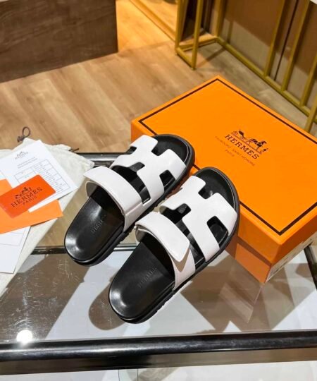 Hermes Chypre Sandal Black/White For Women, Women's Shoes H211114Z 90370