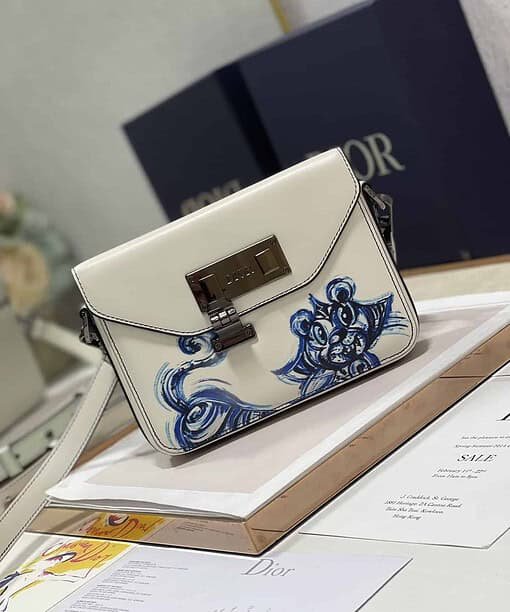 Christian Dior Lock Handbag White For Women 7.5in/19cm CD
