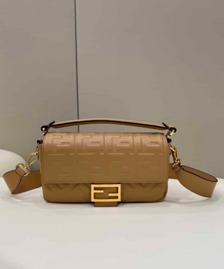 Fendi Baguette Brown For Women, Women's Handbags, Shoulder And Crossbody Bags 10.6in/27cm FF 8BR600