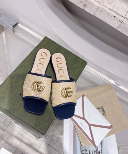 Gucci Women's GG Raffia Effect Slide Purple For Women GG