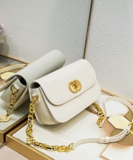 Alternative view of Christian Dior 30 Montaigne Avenue Bag White For Women 9 in/ 22.5cm M9260UMOA_M49U