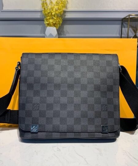 Louis Vuitton District PM Damier Graphite Canvas For Men, Men's Bags, Shoulder And Crossbody Bags 9.8in/25cm LV N41028