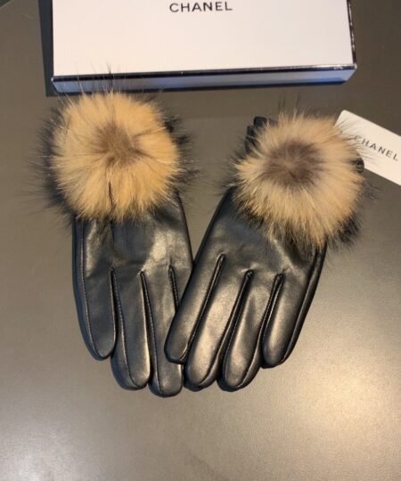 Chanel Gloves In Black