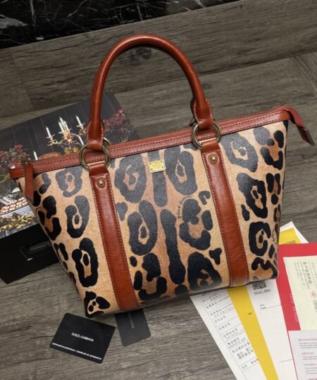 Dolce Gabbana Small Leopard-Print Crespo Shopper With Branded Plate Muticolour For Women 10.4in/26cm DG BB2216AW384HYNBM