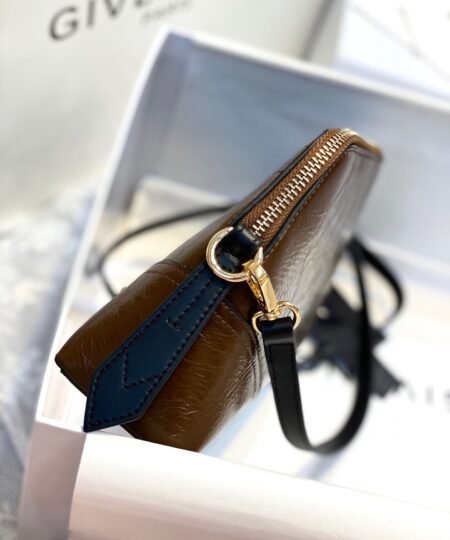 Alternative view of Givenchy AAA Quality Messenger Bag Brown For Women, Women's Handbags, Shoulder And Crossbody Bags 9.8in/25cm GVC