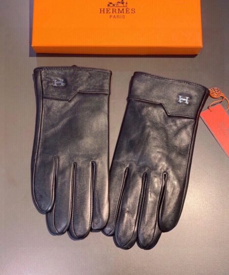 Hermes Soya Gloves In Black