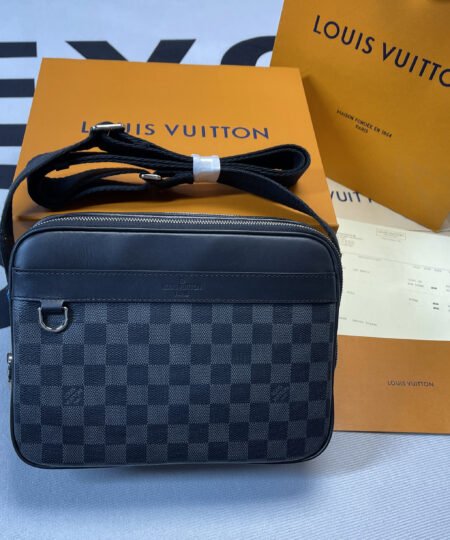 Louis Vuitton Trocadero Messenger NM PM Damier Graphite For Men, Men's Bags, Shoulder And Crossbody Bags 11.4in/29cm LV