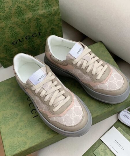 Gucci Women's GG Sneaker White And Beige Supreme For Women ‎700775 UPG90 9595
