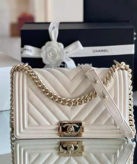 Chanel Boy White For Women 25cm/9.8in A67086