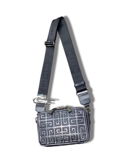 Givenchy Antigona Grained Camera Bag Black For Women 7.3in/18.5cm