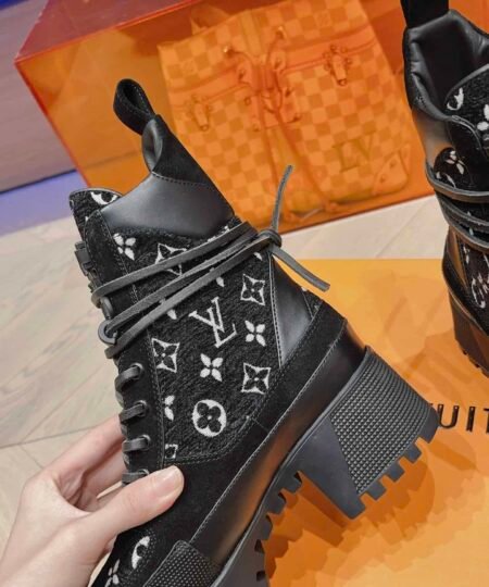Alternative view of Louis Vuitton Laureate Platform Desert Boot Black For Women 1AC7M0