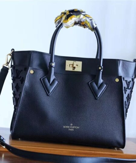 Alternative view of Louis Vuitton On My Side Black For Women 12in/30.5cm M53826