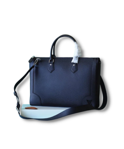 Slim Briefcase Taiga Black For Men 15.7in/40cm M30810