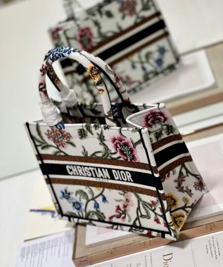 Alternative view of Christian Dior Small Dior Tote Bag White For Women 10.5 in/ 26.5cm