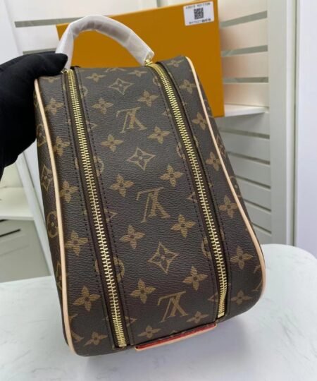 Alternative view of Louis Vuitton King Size Toiletry Monogram Canvas For Women, Women's Bags, Travel Bags 11in/28cm LV M47528