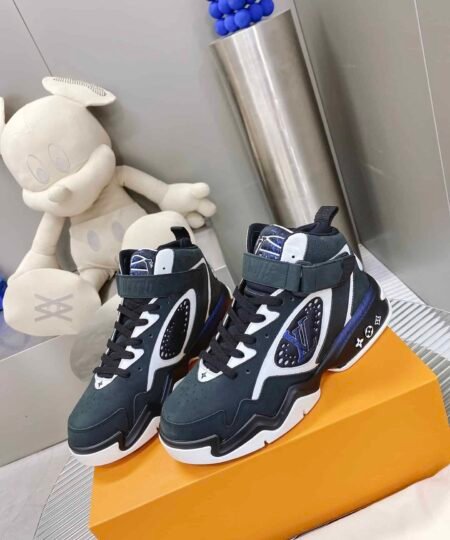 Louis Vuitton Women's Sneaker LV Trainer 2 Black For Women LV