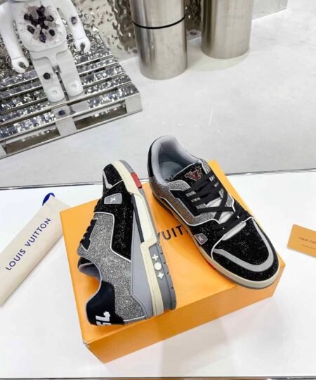 Louis Vuitton Women's LV Trainers Black For Women LV