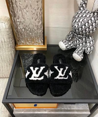 Louis Vuitton Women's Magnetic Flat Mule Black For Women LV