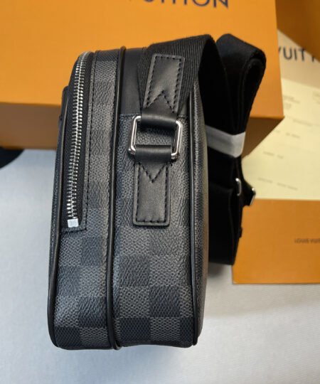 Alternative view of Louis Vuitton Trocadero Messenger NM PM Damier Graphite For Men, Men's Bags, Shoulder And Crossbody Bags 11.4in/29cm LV