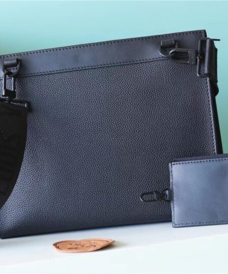 Alternative view of Louis Vuitton Messenger Voyage Aerogram Black For Men, Men's Bags, Shoulder And Crossbody Bags 11in/28cm LV M59329