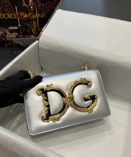 Dolce Gabbana Nappa DG Girls Shoulder Bag Silver For Women 8.3in/21cm DG