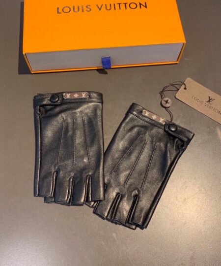Louis Vuitton Gloves In Black