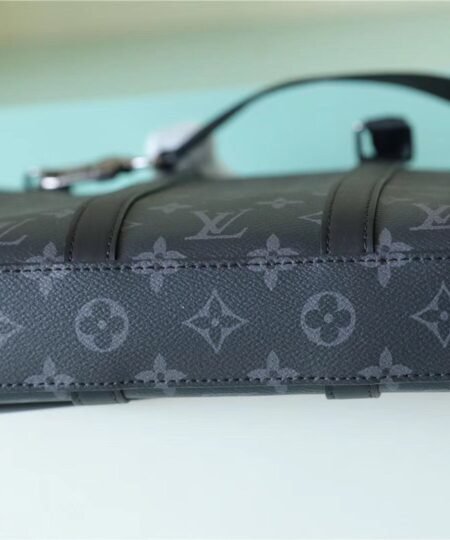 Alternative view of Louis Vuitton Sac Plat Cross Monogram Eclipse Reverse Canvas For Men, Men's Bags, Shoulder And Crossbody Bags 11.2in/28.5cm LV M59664