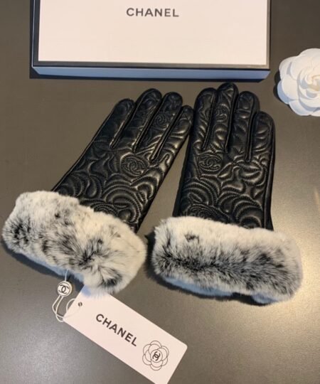 Chanel Gloves In Black