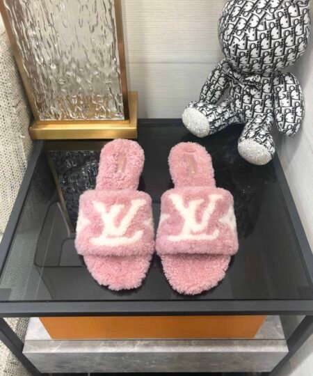 Louis Vuitton Women's Magnetic Mule Light Pink For Women LV