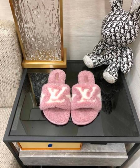 Louis Vuitton Women's Magnetic Flat Mule Light Pink For Women LV 1AA1UH
