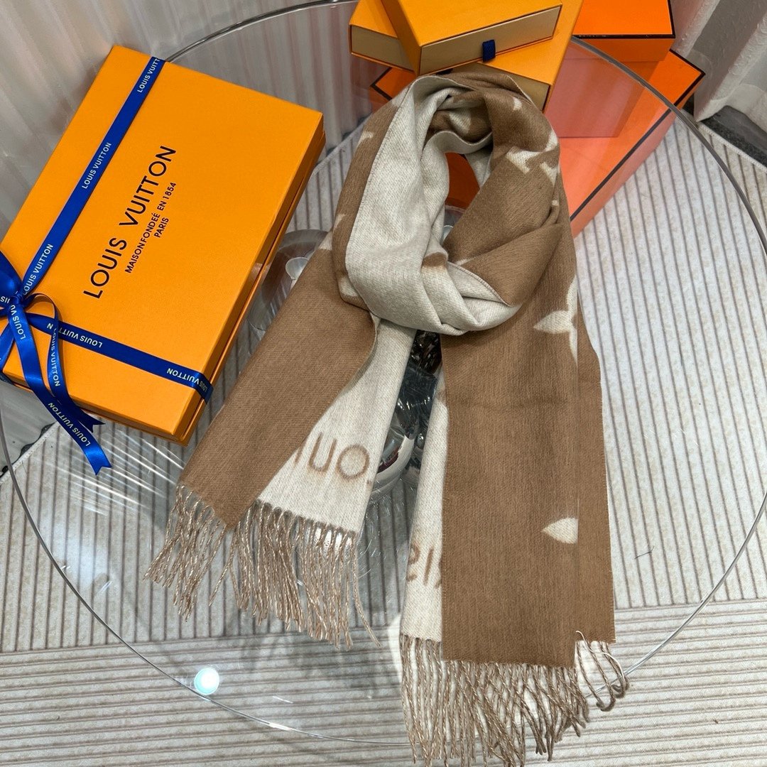 Louis Vuitton Reykjavik Scarf Brown For Women - Image 7