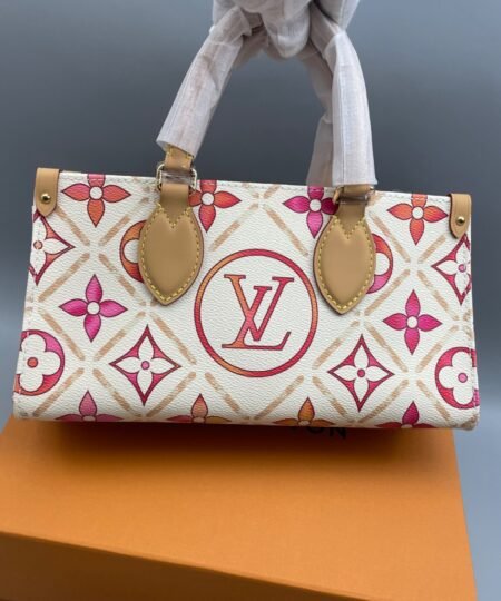 Louis Vuitton OnTheGo East West Bag Beige For Women 9.8in/25cm M25318