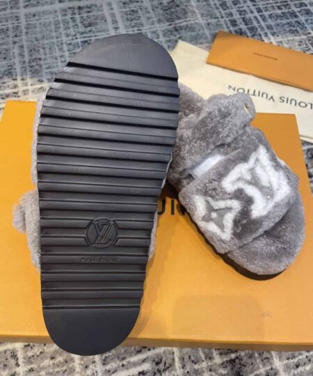 Alternative view of Louis Vuitton Women's Paseo Flat Comfort Mule Grey For Women LV