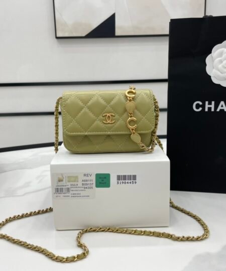 Chanel Classic Distressed Green For Women, Women's Bags 4.7in/12cm