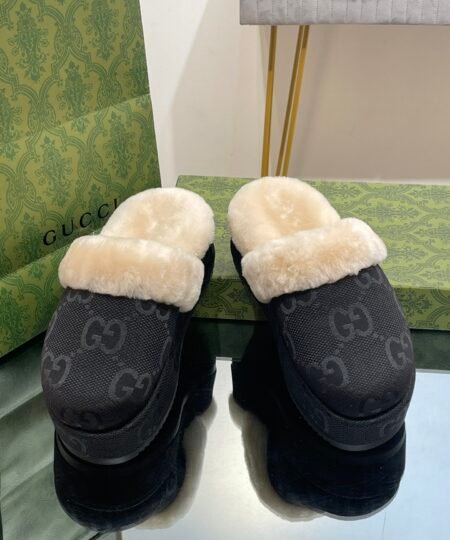 Gucci Molly Mule In Black Monogram Jacquard Fabric And Shearling Lining