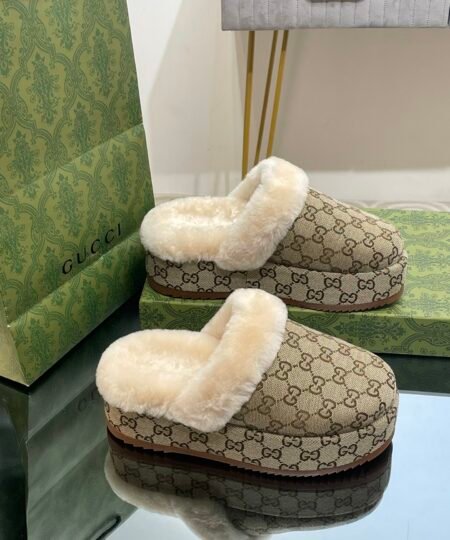 Gucci Molly Mule In Beige Monogram Jacquard Fabric And Shearling Lining