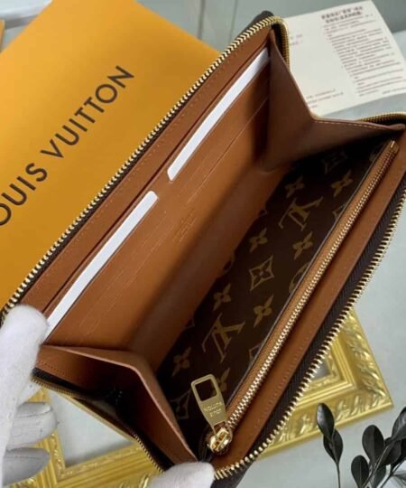Alternative view of Louis Vuitton Zippy Wallet Trunk Monogram Canvas For Men 7.7in/19.5cm LV
